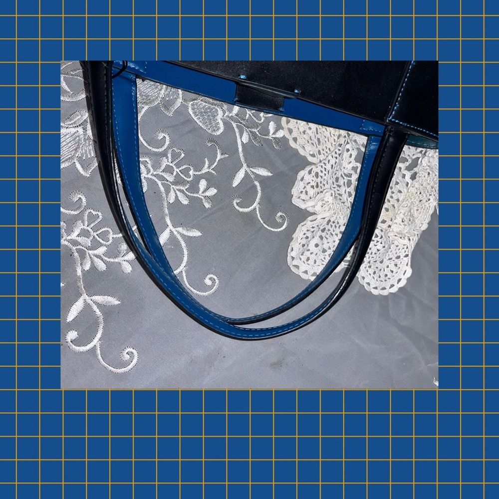Vegan Shoulder Tote Manmade materials - Picture 7 of 10
